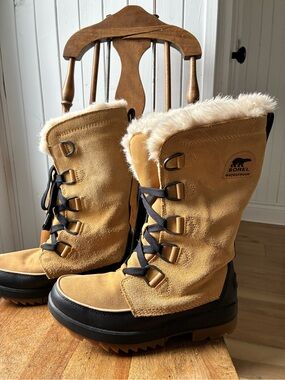 NEW Sorel Tivoli IV Tall Waterproof Boots - Women's 9 / 40 (Curry)